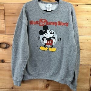 Walt Disney Gray Crewneck Sweatshirt with Vintage Mickey Mouse, Size Adult L